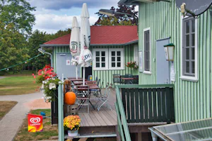 Staedtischer Campingplatz - Biergarten - 1.jpg