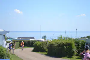 Stensager Strand Camping - Wohnmobilstellplatz am Meer auf dem Campingplatz