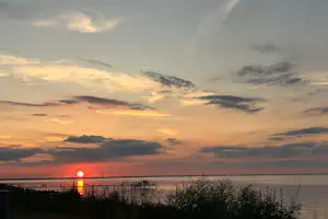 STEVNS CAMPING - Sonnenuntergang über dem Wasser
