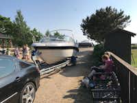 Strand Camping Rosenvold - Bootfahren am Meer auf dem Campingplatz