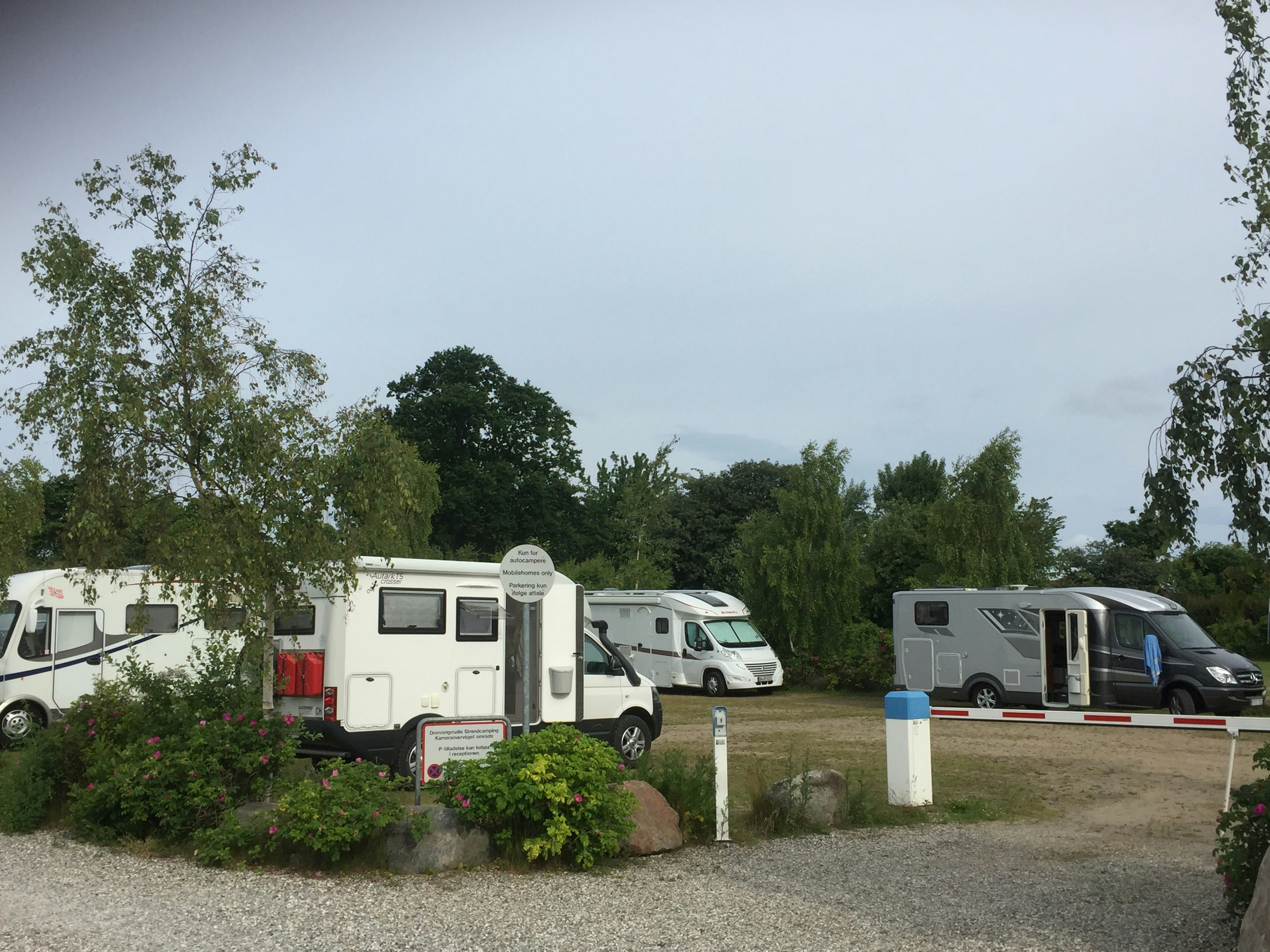 Dronningmølle Strand Camping & Feriehuse