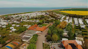 Strandcamping - Übersicht auf das gesamte Campingplatz Gelände