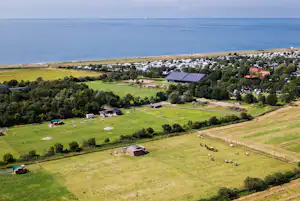 Strandcamping Wallnau - Campingplatz aus der Vogelperspektive