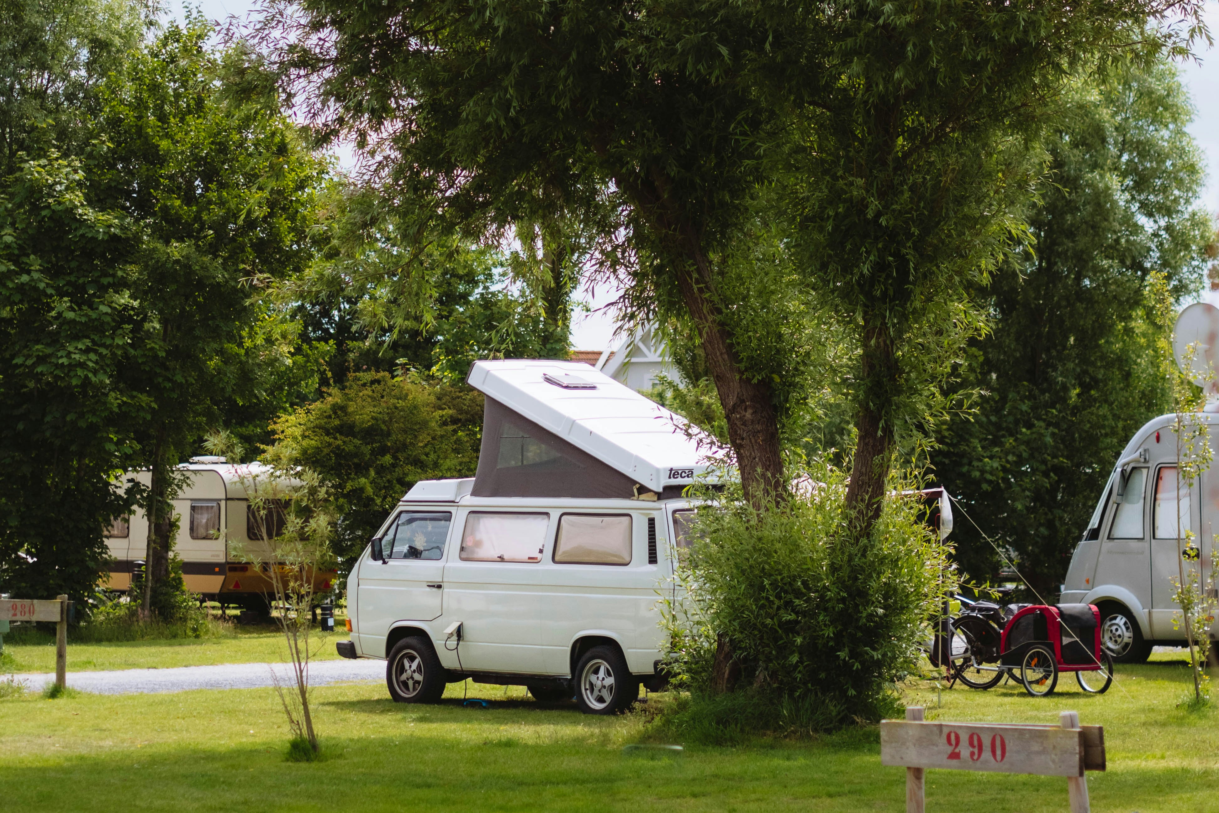 Strandpark Vlugtenburg - Standplätze auf dem Campingplatz