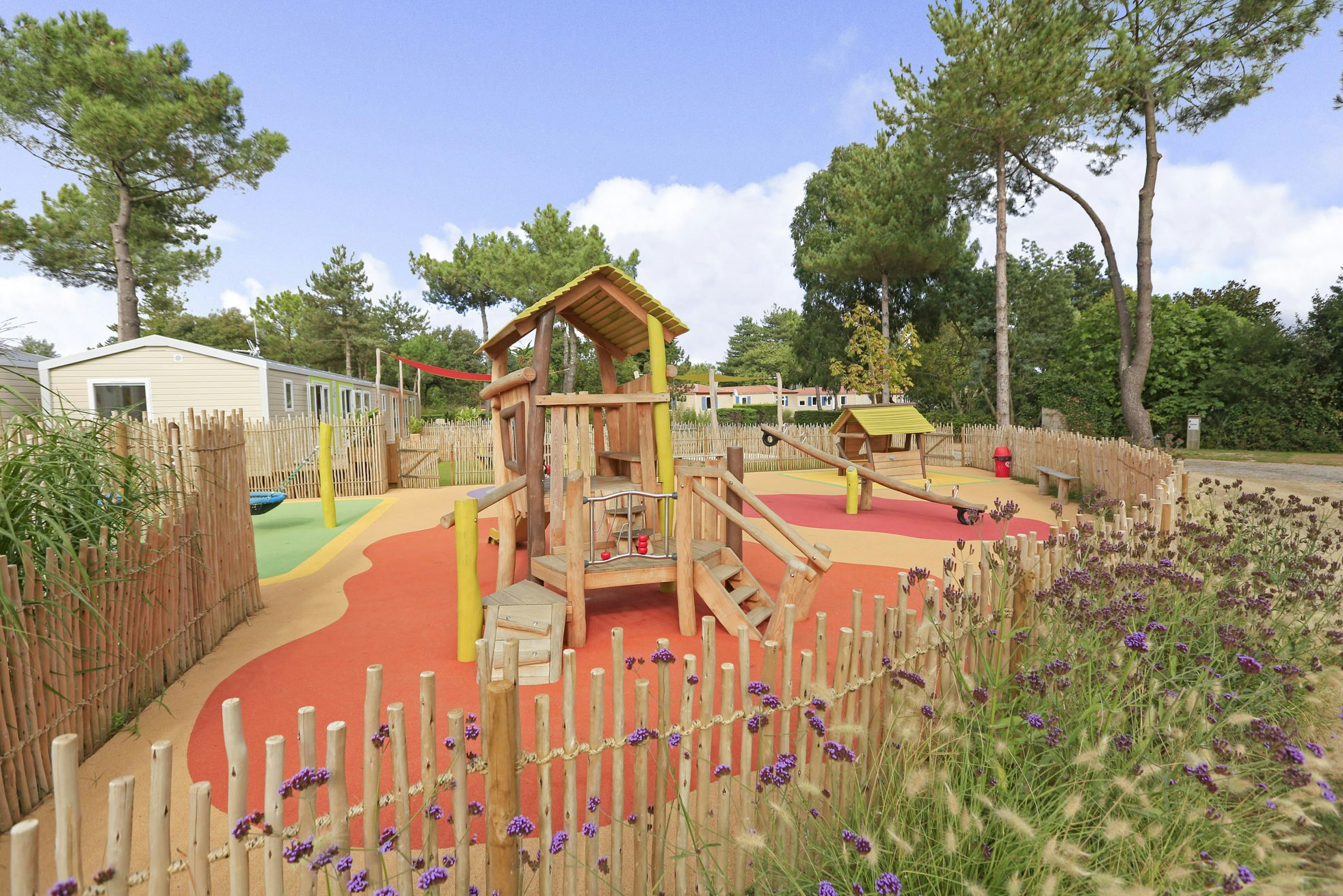 Sunêlia Le Fief - Spielplatz auf dem Campingplatz