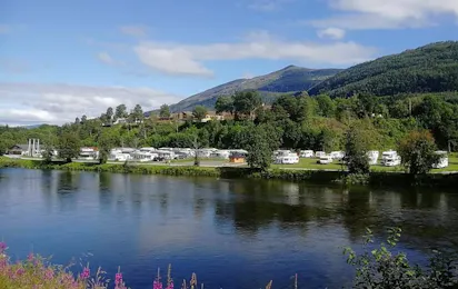 Surnadal Camping Brekkøya & Restaurant