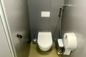 Taevaskoja Salamaa Camping - Toilettenkabine im Sanitärbereich