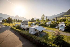 TCS Camping Buochs Vierwaldstättersee - Standplätze auf dem Campingplatz