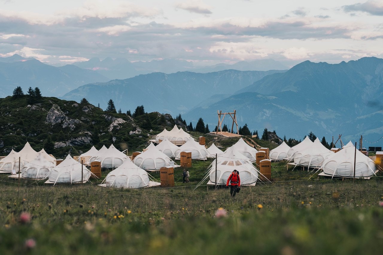 TCS Camping Laax Pop-Up Glamping - Glamping-Zelte auf dem Campingplatz