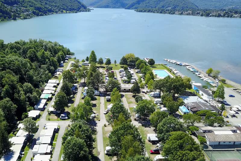 TCS-Camping Lugano - Blick auf das Gelände vom Campingplatz am Luganersee Luftaufnahme