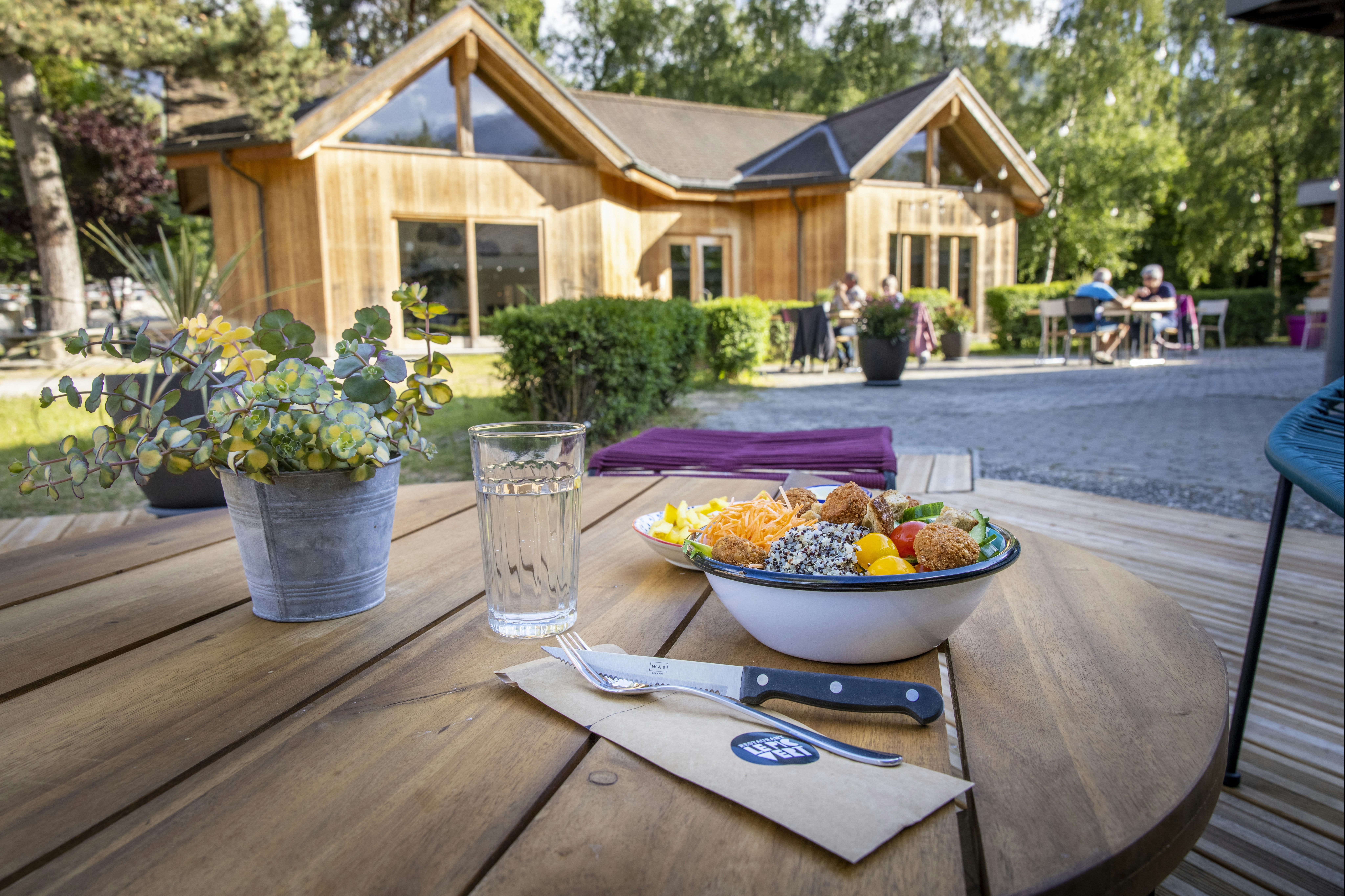 TCS Camping Sion - Hausgemachte Speisen auf dem Campingplatz