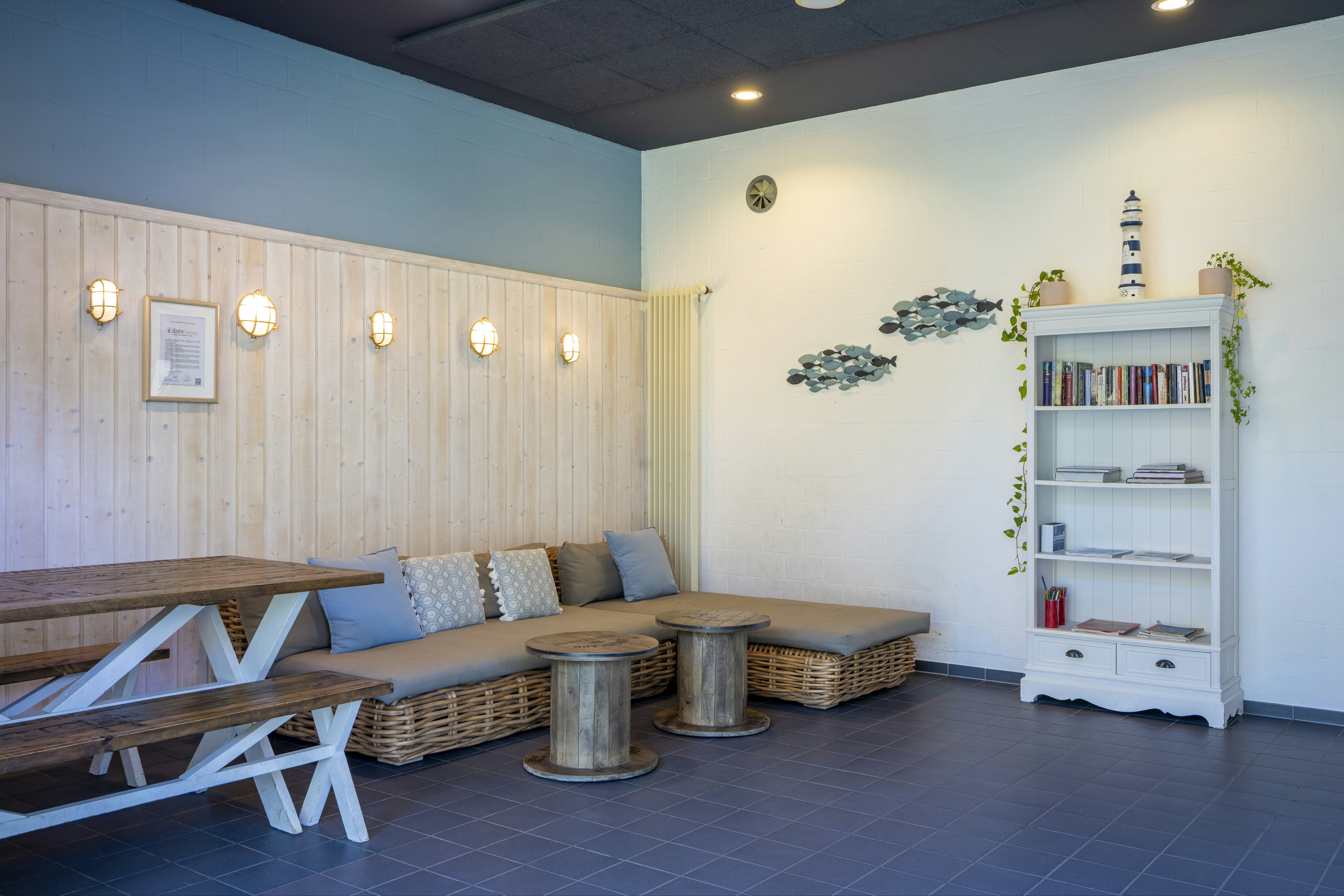 TCS Camping Solothurn - Aufenthaltsraum auf dem Campingplatz