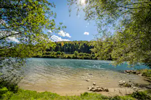 TCS Camping Solothurn - Blick auf den Strand am Campingplatz
