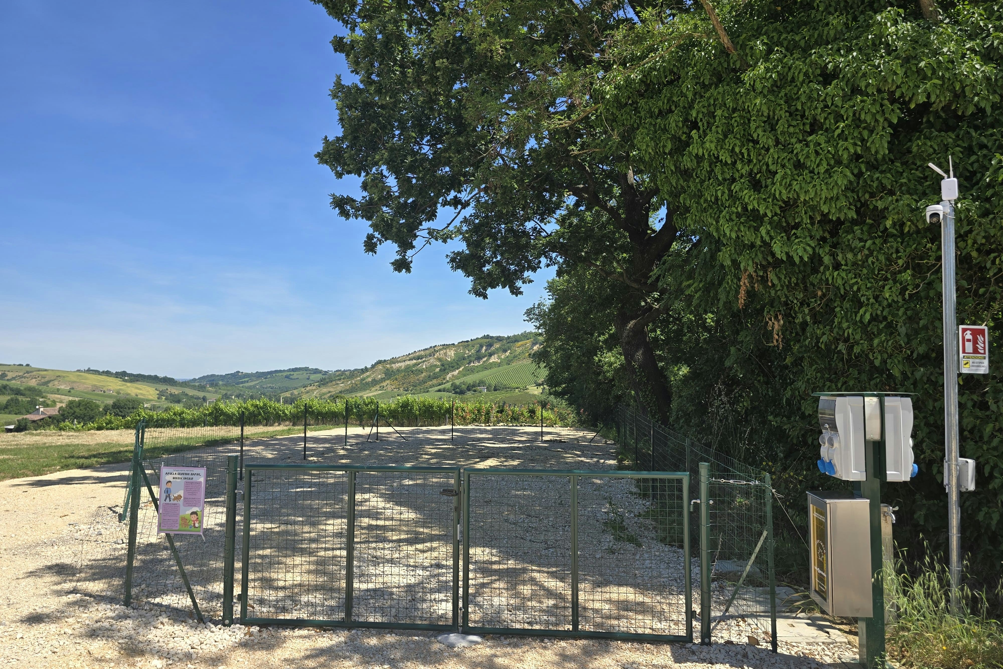 Tenuta Mamie Marianne - Hundebereich auf dem Campingplatz