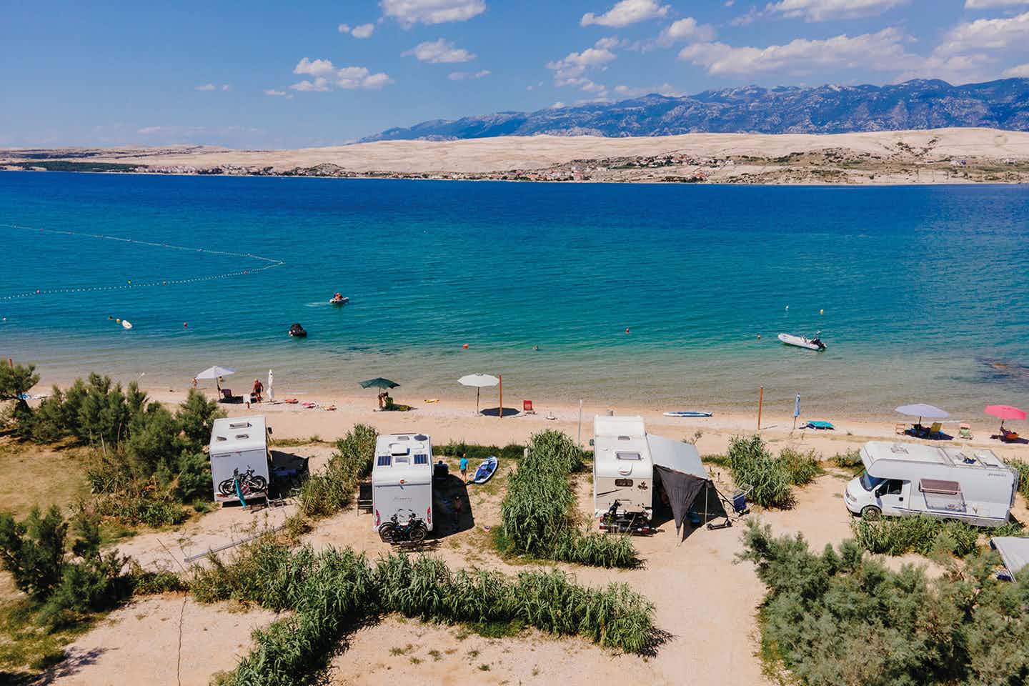 Terra Park SpiritoS - Blick auf die Stellplätze direkt am Strand