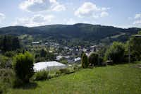 Terrassencamping Schlierbach - Blick auf das Tal