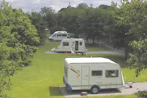 The Apple Camping & Caravan Park - Wohnwagenstellplatz und Wohnmobilstellplatz vom Campingplatz im Grünen
