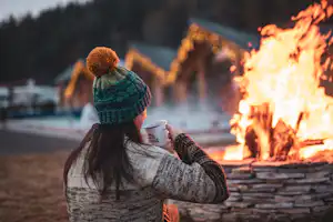 THERMAL CAMPING VELINGRAD - Lagerfeuer auf dem Campingplatz