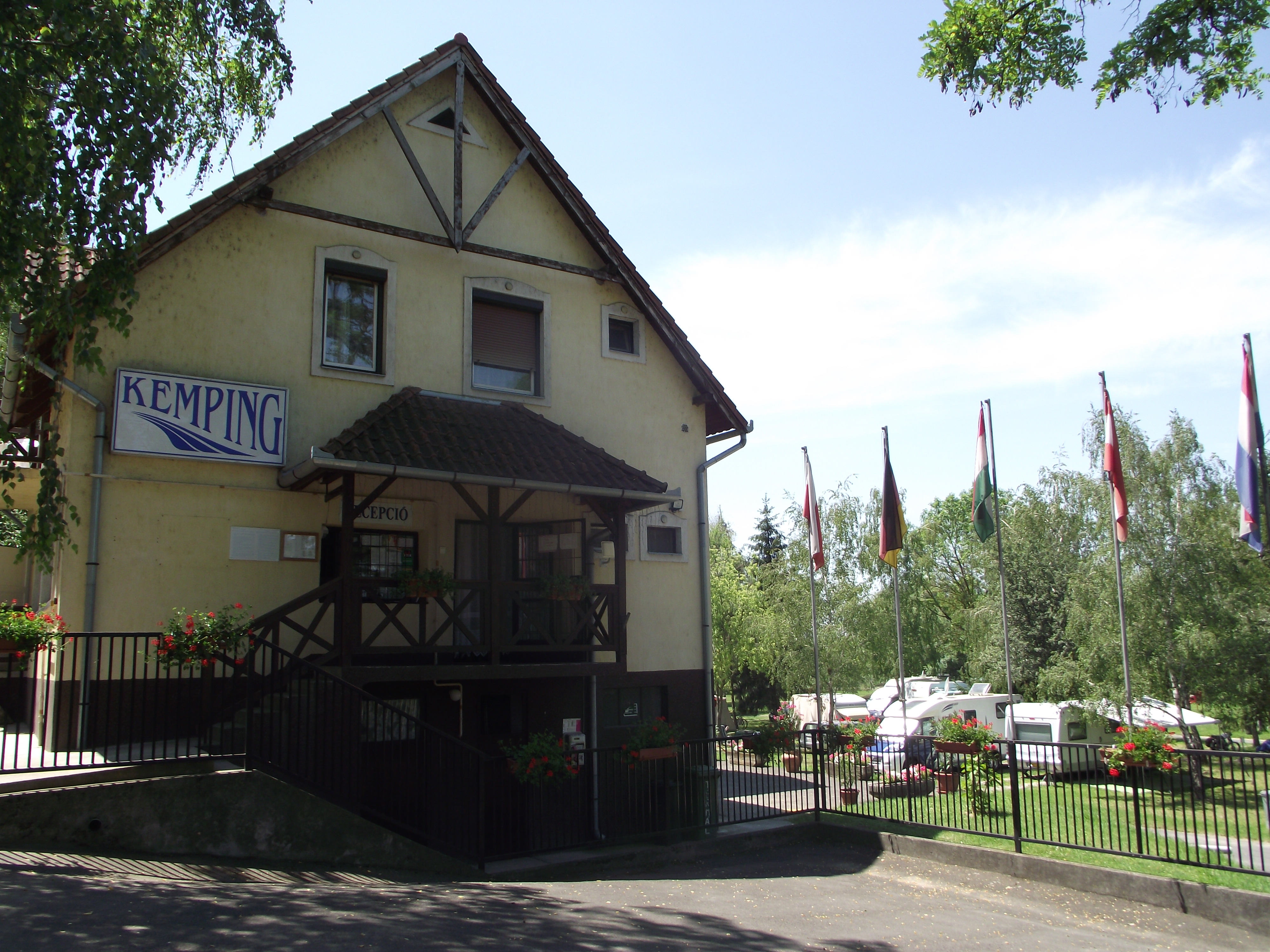 Tamási Kemping