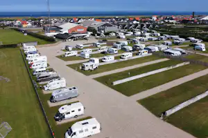 Thyborøn Camping and Cottages - Luftaufnahme des Campingplatzes