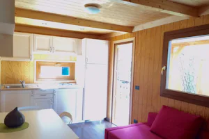 Tigullio Camping e Resort - Innenansicht des Mobilheims