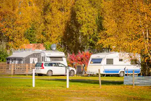 Tingsryd Resort - Wohnmobil- und Wohnwagenstellplätze auf dem Campingplatz