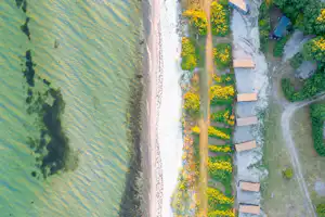Tiny Seaside Kegnæs - Blick auf den Campingplatz aus der Vogelperspektive