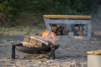 Tiny Seaside Kegnæs - Feuerstelle auf dem Campingplatz