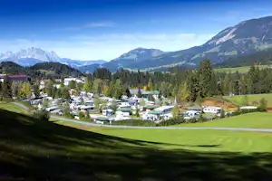 Tirol-Camp - Übersicht auf das gesamte Campingplatz Gelände