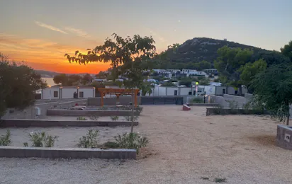 Uno Camp