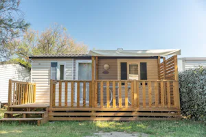 Camping La Marine - Mobilheim mit Terrasse auf dem Campingplatz