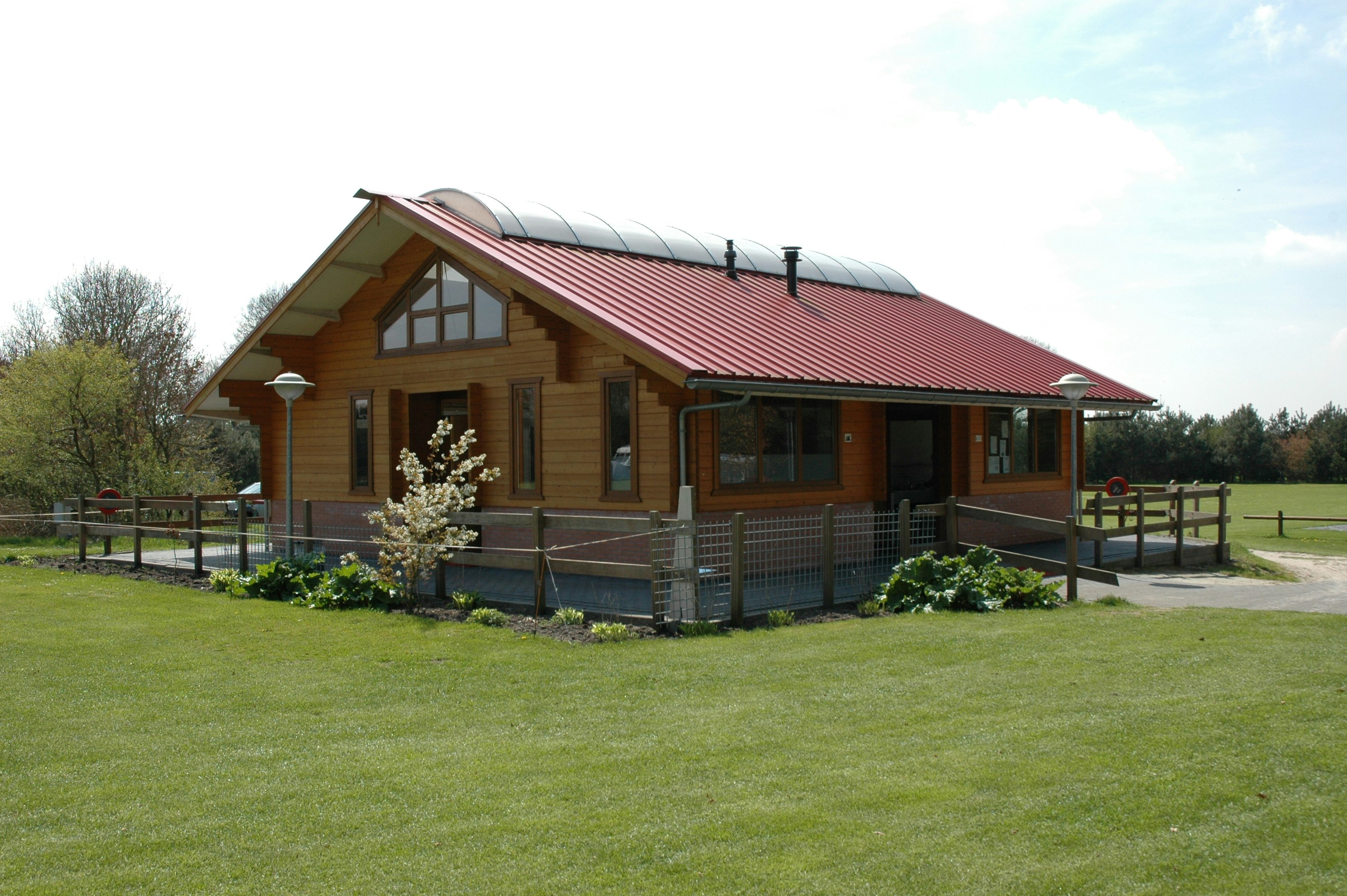 Vakantieoord De Bronzen Emmer - Servicegebäude auf dem Campingplatz