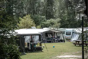 Vakantieoord De Bronzen Emmer - Standplätze auf dem Campingplatz