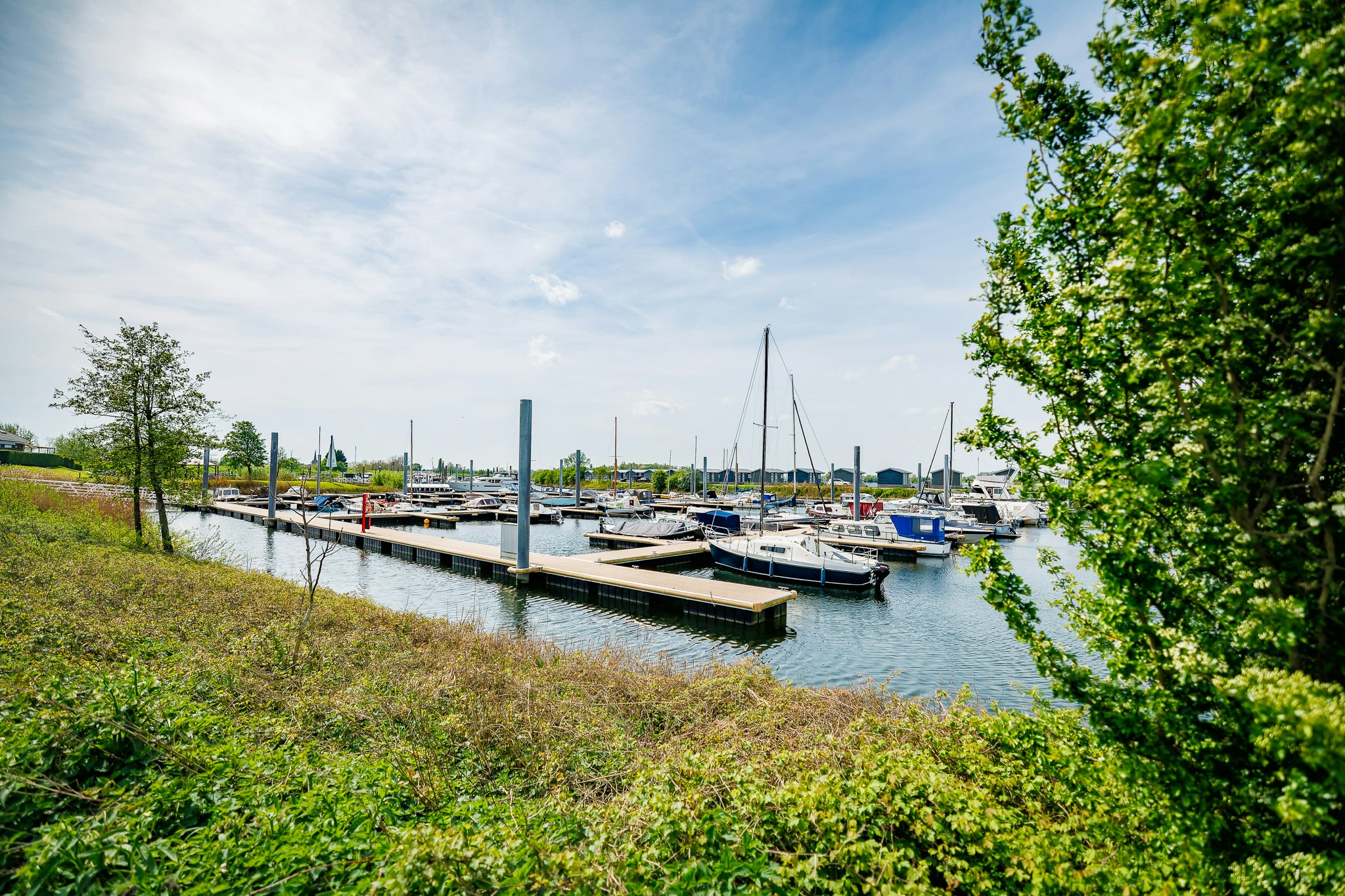 Vakantiepark Eiland van Maurik - Bootshafen am Campingplatz