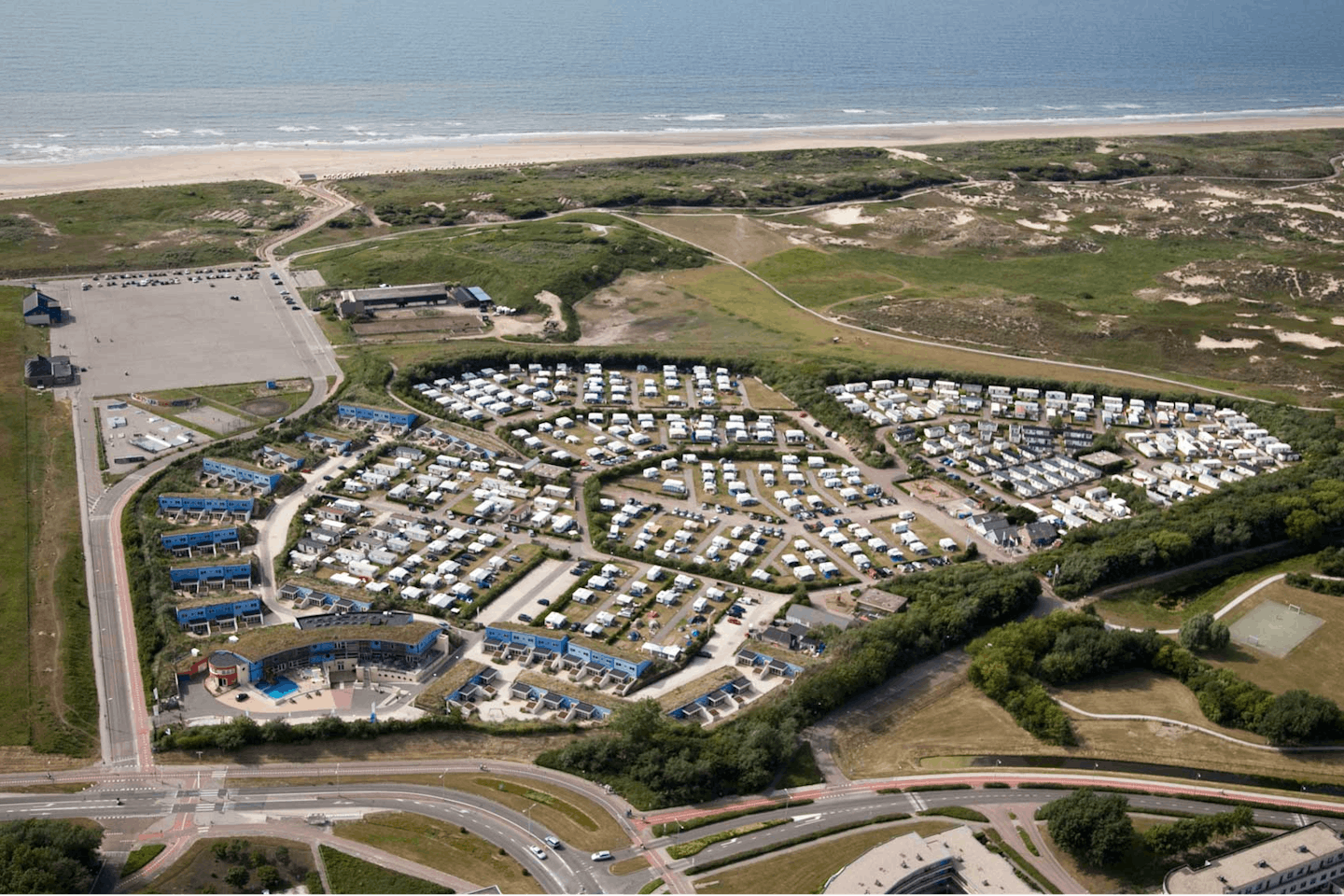 Vakantiepark Noordduinen - Luftaufnahme vom Campingplatz an der Nordsee