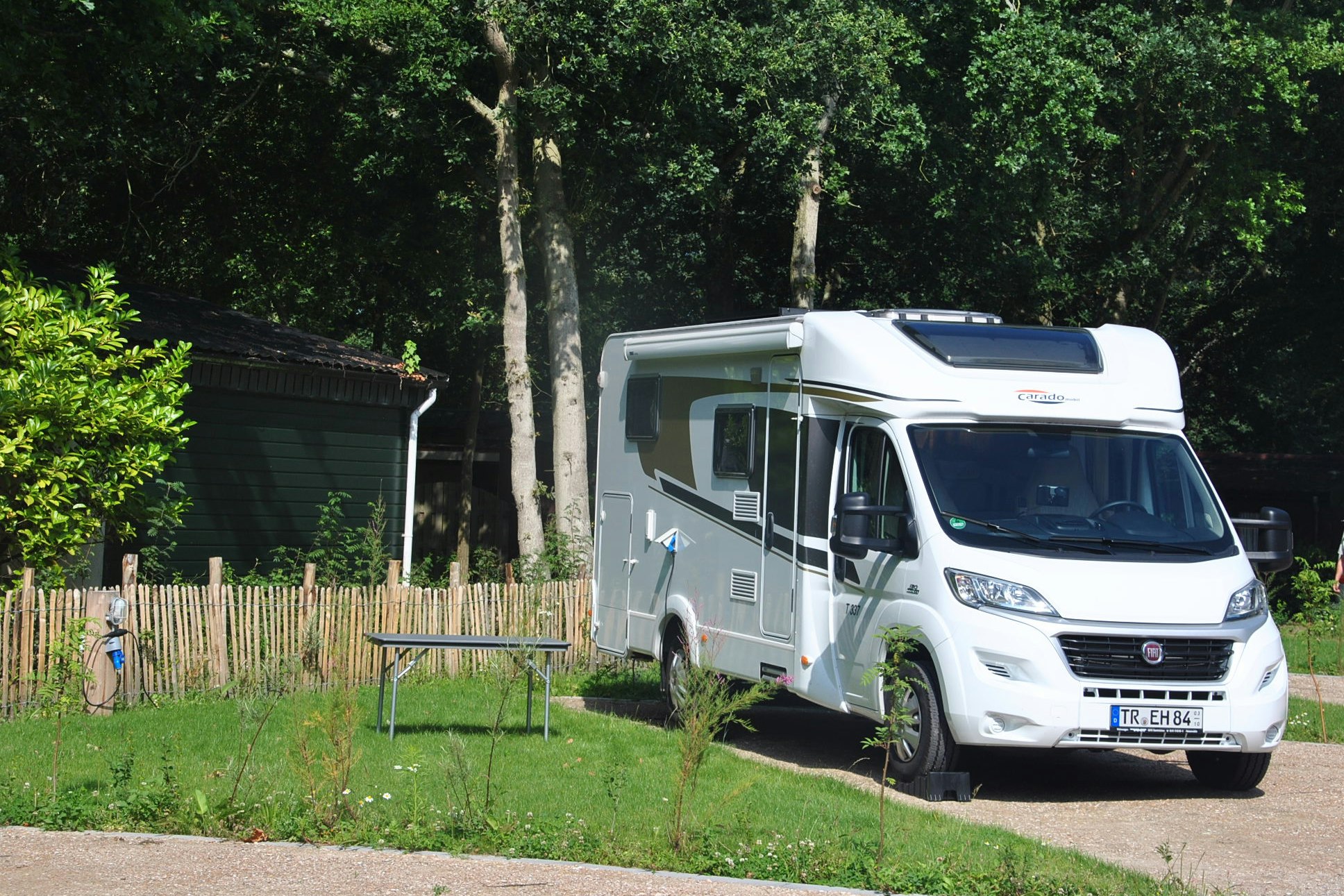 Vakantiepark Schouwen - Wohnmobilstellplätze im Grünen auf dem Campingplatz