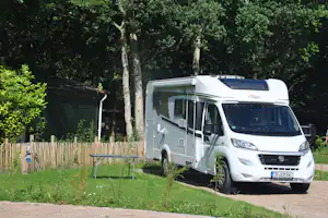Vakantiepark Schouwen - Wohnmobilstellplätze im Grünen auf dem Campingplatz