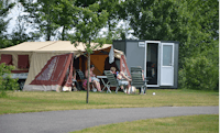Vakantiepark 't Rheezerwold - Wohnmobil- und  Wohnwagenstellplätze im Grünen