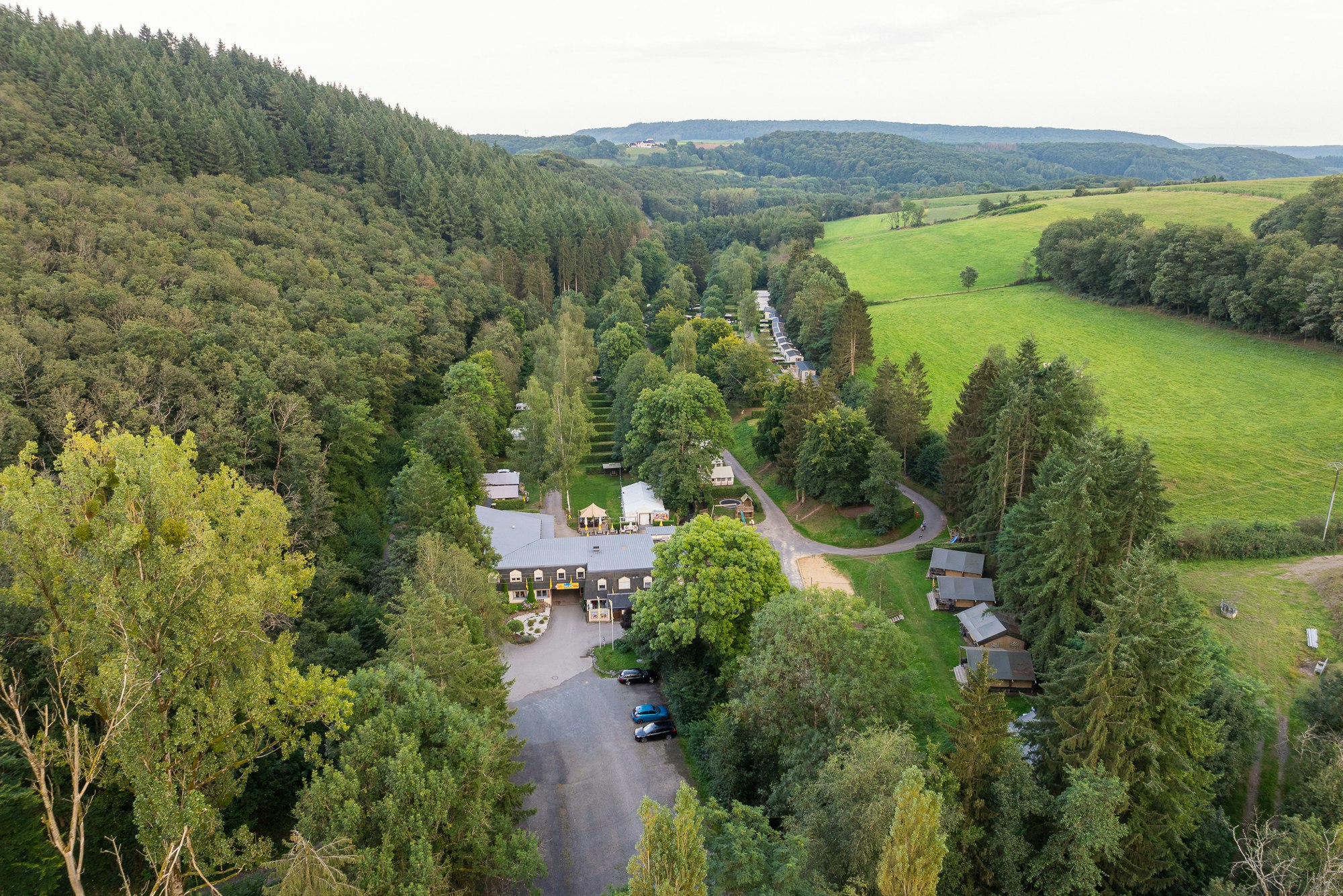 Resort Walsdorf  Vakantiepark Walsdorf  - Campingplatz aus der Vogelperspektive