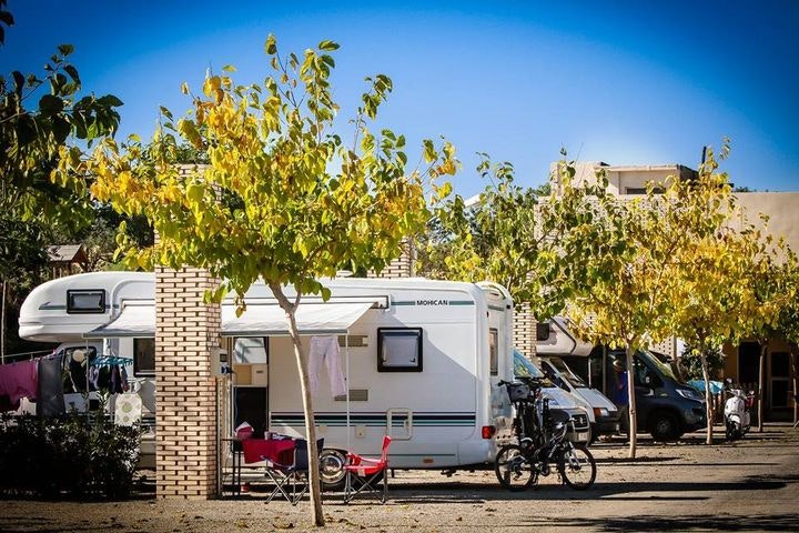 Valencia Camper Park  -  Wohnwagenstellplatz und Wohnmobilstellplatz vom Campingplatz
