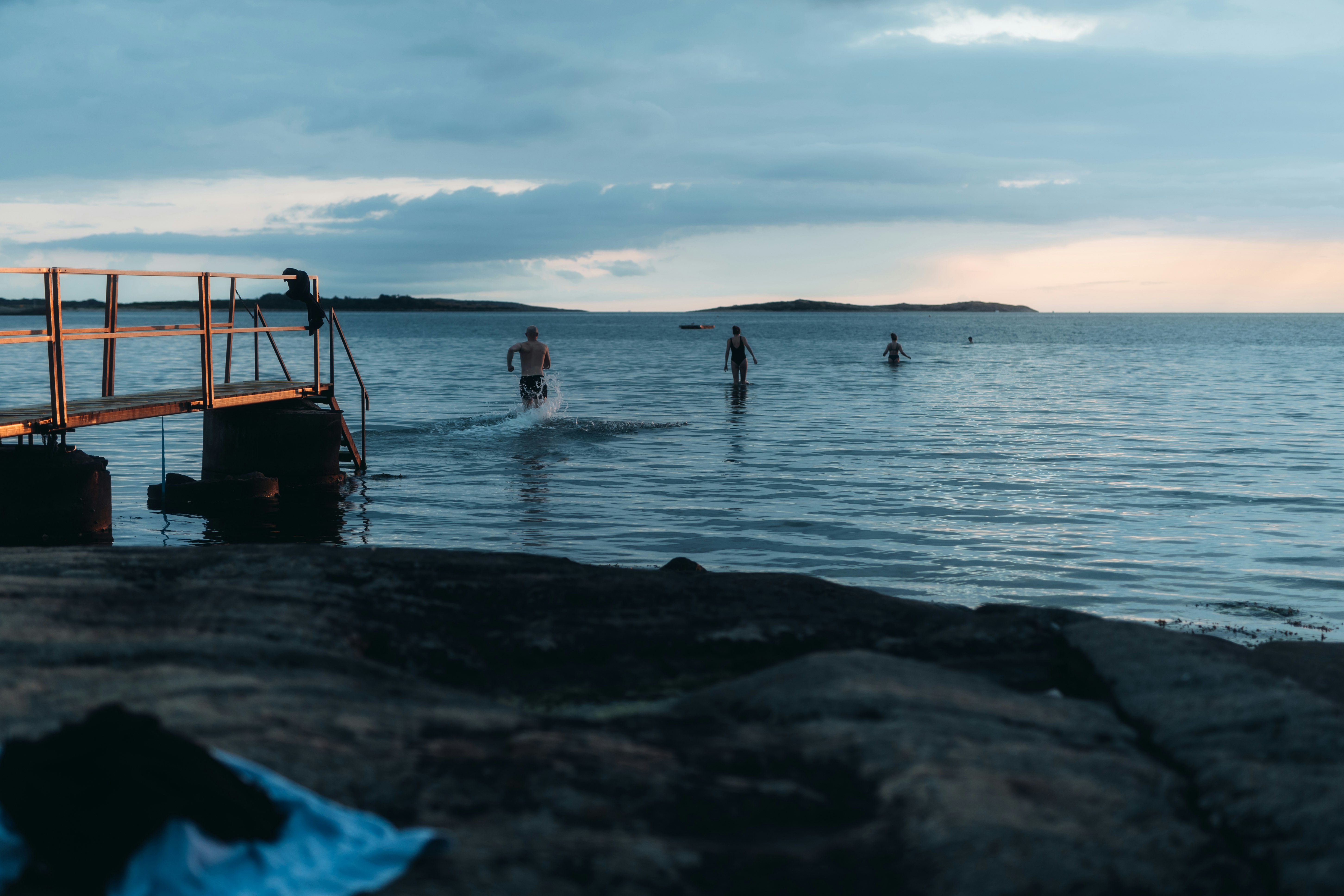 Vallersvik Camping & Hostel - Badestrand am Campingplatz