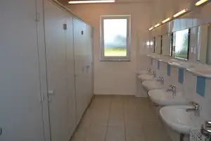 Veltlinerland-Camping Poysdorf - Sanitärbereich vom Campingplatz