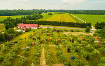 Vetsi Tall Camping