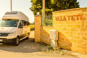 Villa Teti - Eingang des Campingplatzes