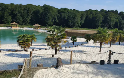 Village Tropical Sen Yan