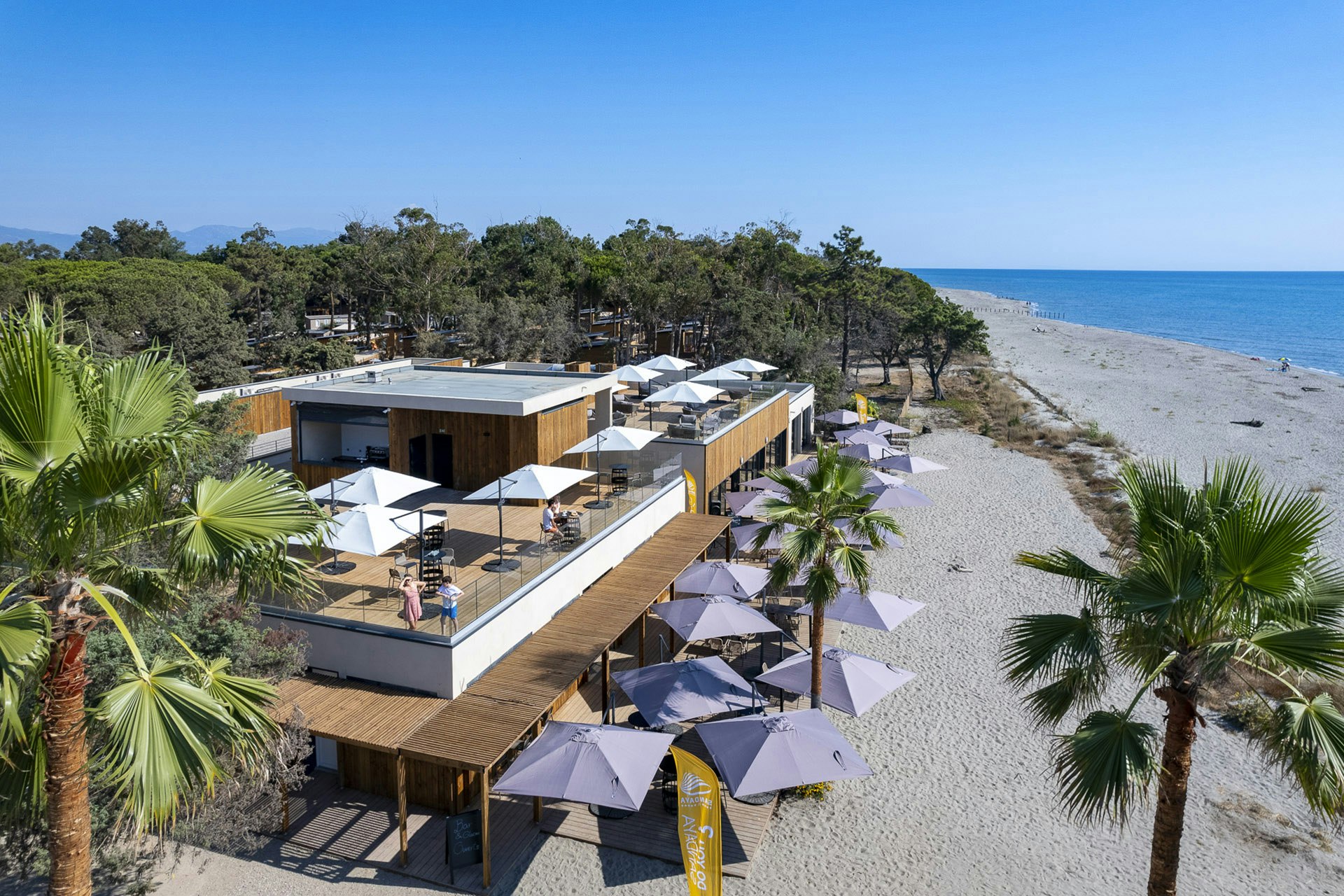 Village Vacances Sandaya Cap Sud - Terrasse des Restaurants mit Blick auf das Meer