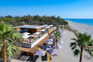Village Vacances Sandaya Cap Sud - Terrasse des Restaurants mit Blick auf das Meer