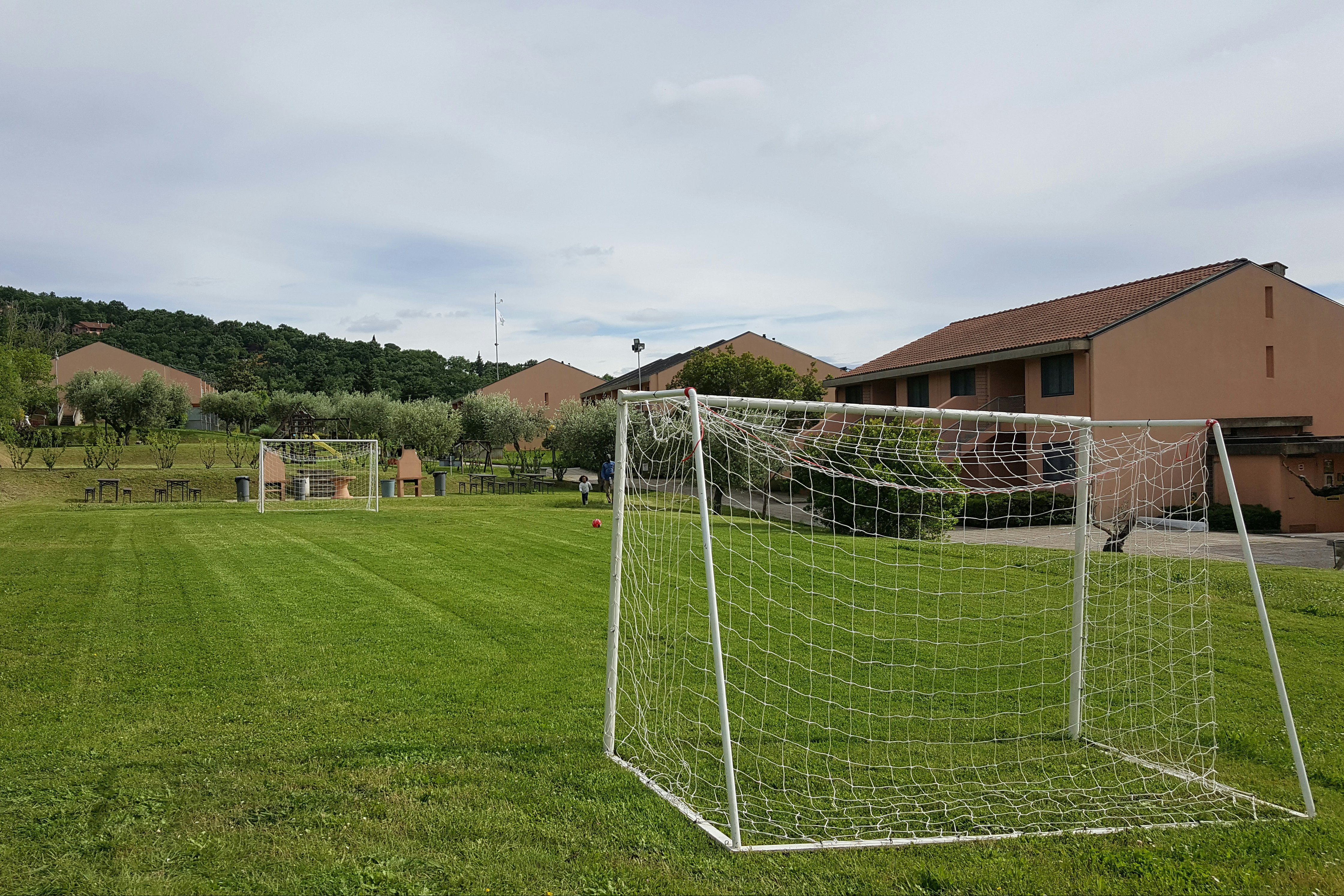 Villaggio Albergo Le Tre Isole - Blick auf den Spielplatz auf dem Campingplatz