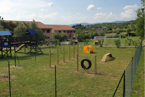 Villaggio Albergo Le Tre Isole - Kinderspielplatz im Grünen