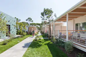 Villaggio Turistico Internazionale Mietunterkünfte mit einer überdachten Veranda